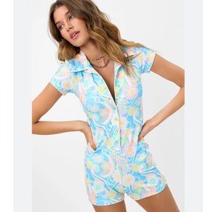 Frankie's Bikinis rose terry romper size M